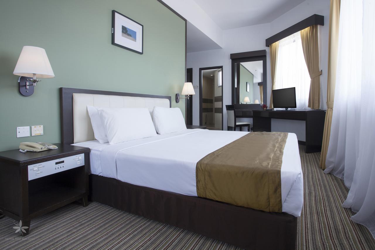 Hotel Seri Malaysia Kepala Batas Кепала Батас Екстериор снимка