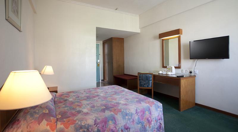 Hotel Seri Malaysia Kepala Batas Кепала Батас Екстериор снимка